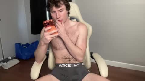 Snapshot of officialtommycash chatting on 02/27/26, 07:58 Tommy Cash online show from 02/27/26, 07:58