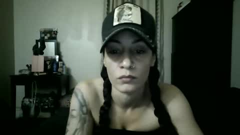 Lit en Cama online show from 12/05/25, 01:47