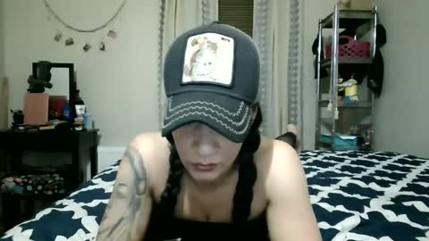 Snapshot of oglitcouple chatting on 04/10/26, 02:06 Lit en Cama online show from 04/10/26, 02:06