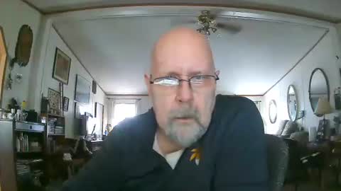 Snapshot of ogusbogus chatting on 01/06/26, 06:11 Maximus No Mo online show from 01/06/26, 06:11