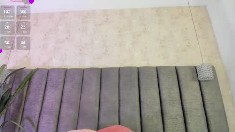 Holly online show from 02/16/25, 07:49