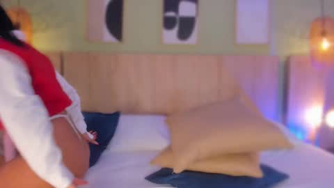 Holly online show from 09/10/25, 11:43