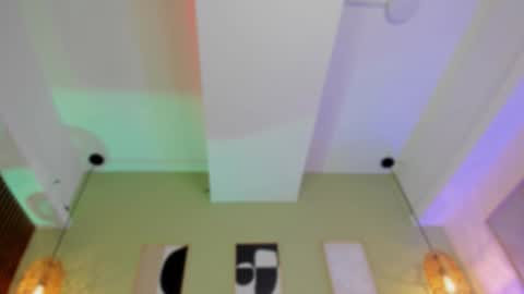 Holly online show from 11/18/25, 11:25