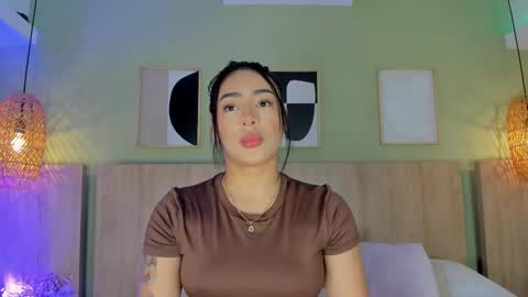 Holly online show from 12/22/25, 11:18