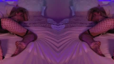 Snapshot of oh_ok_cassidy chatting on 02/14/25, 08:10 cassidy online show from 02/14/25, 08:10