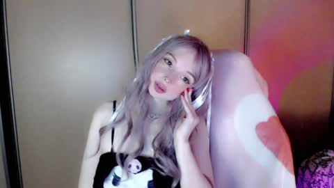 Milly online show from 05/18/26, 09:09
