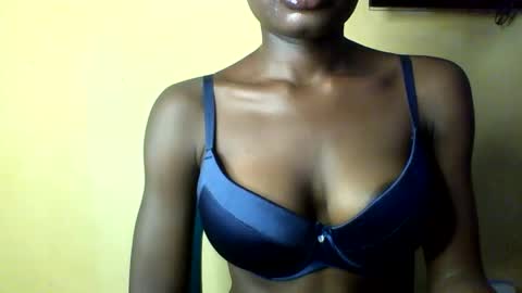 Snapshot of oh_sexyphilo chatting on 09/20/25, 12:06 philo bby online show from 09/20/25, 12:06