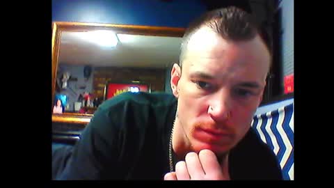 Snapshot of oh_you_know69 chatting on 12/04/24, 07:17 who dares toss me some tips lets have fun online show from 12/04/24, 07:17