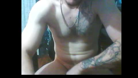 Snapshot of oh_you_know69 chatting on 12/26/24, 08:32 who dares toss me some tips lets have fun online show from 12/26/24, 08:32