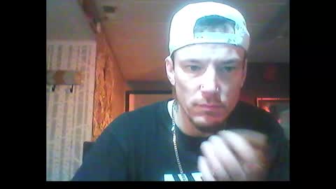 Snapshot of oh_you_know69 chatting on 01/02/25, 09:18 who dares toss me some tips lets have fun online show from 01/02/25, 09:18