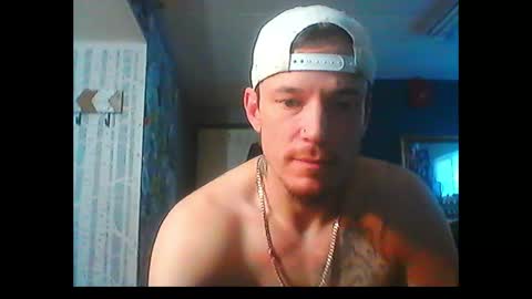 Snapshot of oh_you_know69 chatting on 01/06/25, 09:43 who dares toss me some tips lets have fun online show from 01/06/25, 09:43