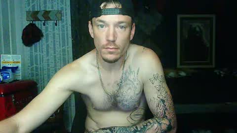 Snapshot of oh_you_know69 chatting on 09/24/25, 11:46 who dares toss me some tips lets have fun online show from 09/24/25, 11:46