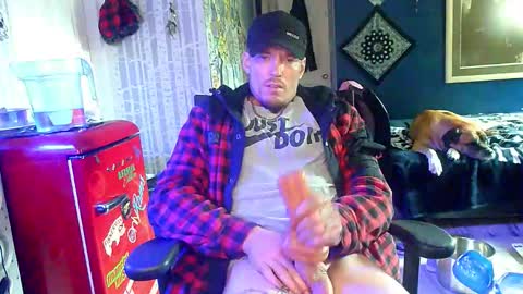 Snapshot of oh_you_know69 chatting on 10/10/25, 04:17 who dares toss me some tips lets have fun online show from 10/10/25, 04:17