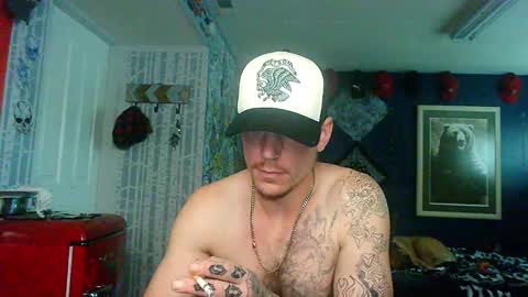 Snapshot of oh_you_know69 chatting on 10/28/25, 03:36 who dares toss me some tips lets have fun online show from 10/28/25, 03:36