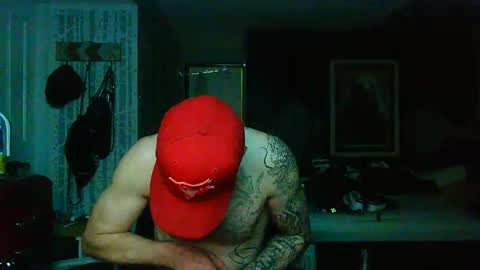 Snapshot of oh_you_know69 chatting on 12/22/25, 08:00 who dares toss me some tips lets have fun online show from 12/22/25, 08:00