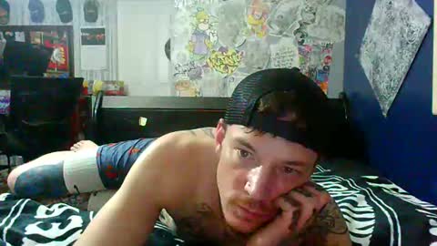 Snapshot of oh_you_know69 chatting on 01/11/26, 01:27 who dares toss me some tips lets have fun online show from 01/11/26, 01:27