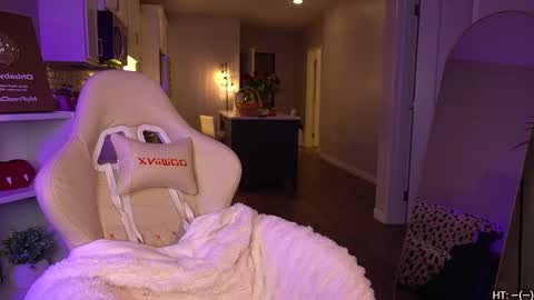 Kelly online show from 11/07/25, 01:27