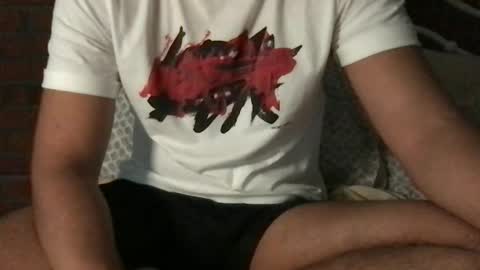 Miles Valentino online show from 06/01/26, 05:58