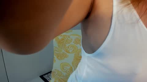 Snapshot of ohdreamgirlx chatting on 02/27/25, 11:04 kaley online show from 02/27/25, 11:04