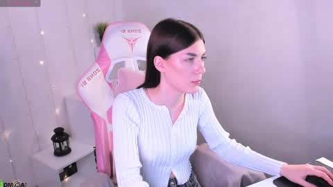 Snapshot of ohh_my_vens chatting on 05/08/26, 01:22 KAYA. online Tu We Th Fr Sa 0100AM - 0800AM Time zone of Germany Munich online show from 05/08/26, 01:22