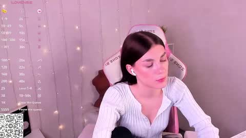 Snapshot of ohh_my_vens chatting on 05/21/26, 12:28 KAYA. online Tu We Th Fr Sa 0100AM - 0800AM Time zone of Germany Munich online show from 05/21/26, 12:28