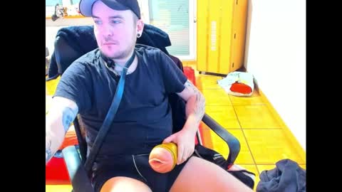 Chris online show from 01/12/25, 03:57