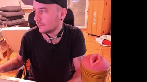 Chris online show from 09/14/25, 05:12