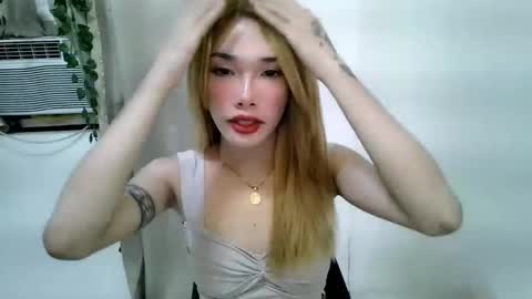 ohmyalessandraxcx online show from 11/09/25, 08:07