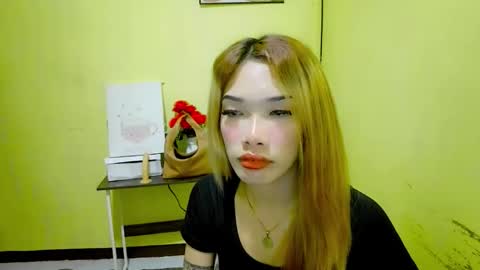 ohmyalessandraxcx online show from 12/15/25, 12:15