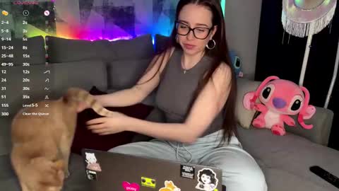 Nikki online show from 11/15/25, 09:43