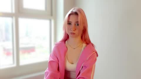 Emi and Ohpi online show from 04/28/26, 08:41