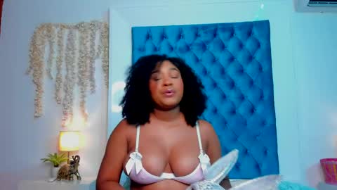 Snapshot of ohrianagibson chatting on 04/23/26, 10:56 g online show from 04/23/26, 10:56