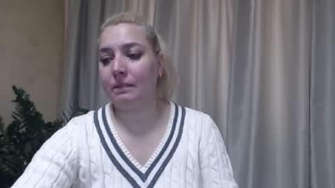 Iren online show from 10/26/25, 06:52