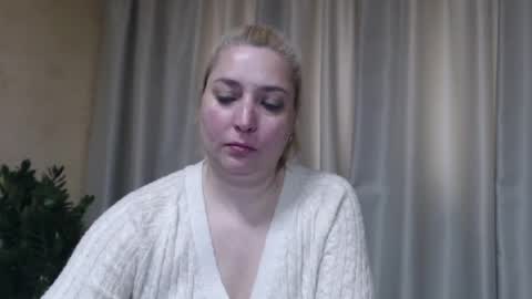 Snapshot of ohsweetiren chatting on 04/23/26, 06:58 Iren online show from 04/23/26, 06:58