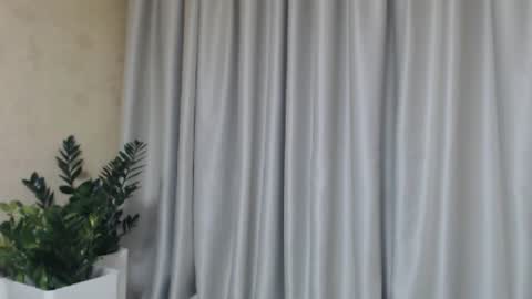 Snapshot of ohsweetmari chatting on 01/26/25, 08:02 Mari online show from 01/26/25, 08:02