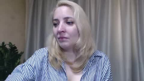Mari online show from 05/16/26, 02:49