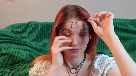 Yumi online show from 04/24/26, 06:54