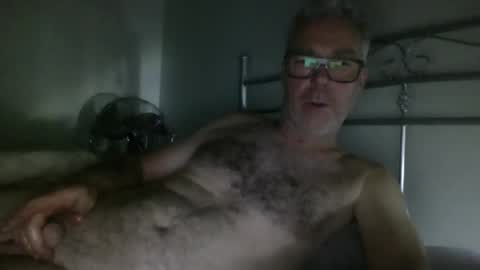 oiledcouple1 online show from 11/25/25, 10:37