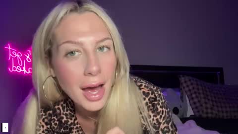 okchelsea online show from 09/25/25, 02:37