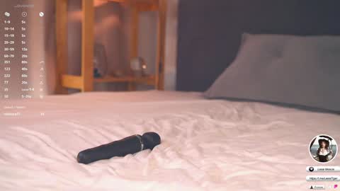 Henrietta or Rita online show from 10/04/25, 05:33