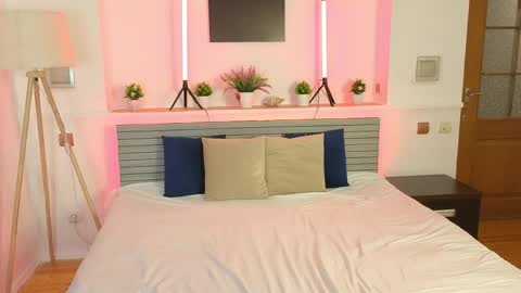 Ami online show from 04/24/26, 07:44