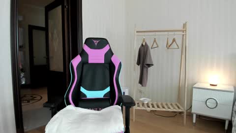            Welcome to my fans page  online show from 03/03/25, 09:44