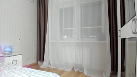            Welcome to my fans page  online show from 09/30/25, 06:24