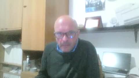 olak21 online show from 10/31/25, 03:35