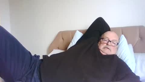 old_fkrr_ online show from 10/01/25, 09:04