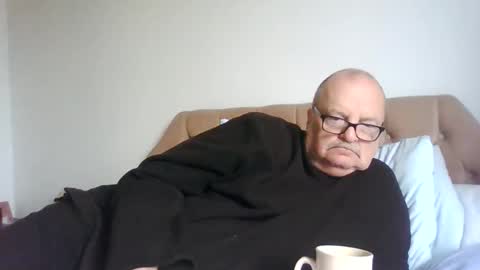 old_fkrr_ online show from 10/03/25, 11:07