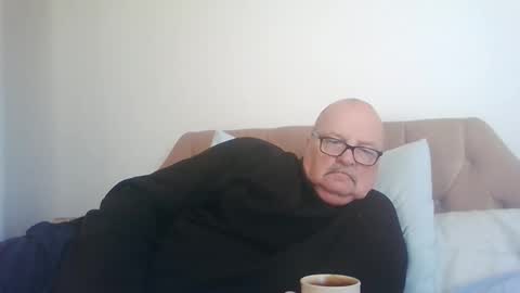 old_fkrr_ online show from 10/25/25, 09:39