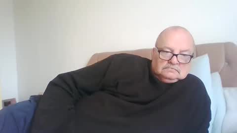 old_fkrr_ online show from 10/31/25, 11:11