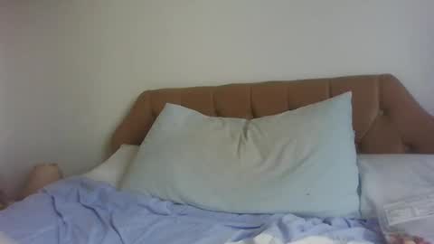 old_fkrr_ online show from 11/01/25, 12:07