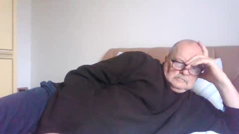 old_fkrr_ online show from 11/04/25, 10:47